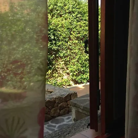 2 Bedroom Close To Bados Διαμέρισμα Όλμπια