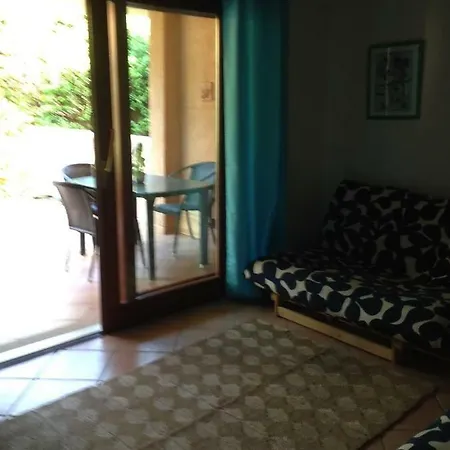 Διαμέρισμα 2 Bedroom Close To Bados Όλμπια