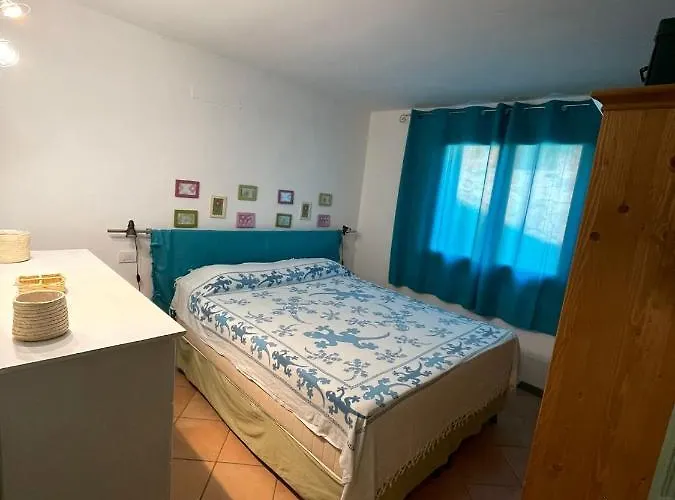 2 Bedroom Close To Bados Appartement