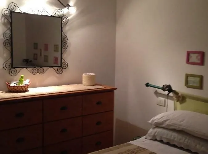 2 Bedroom Close To Bados *