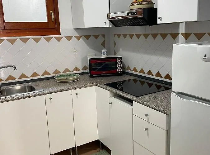 Apartment 2 Bedroom Close To Bados